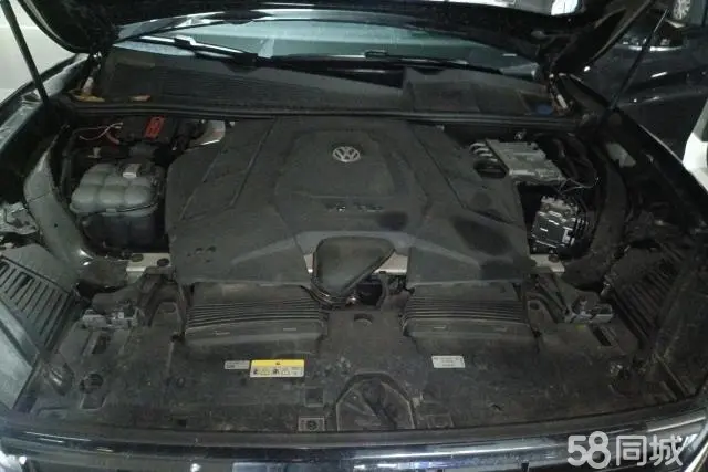 Volkswagen Touareg 2023 immagine di auto #10