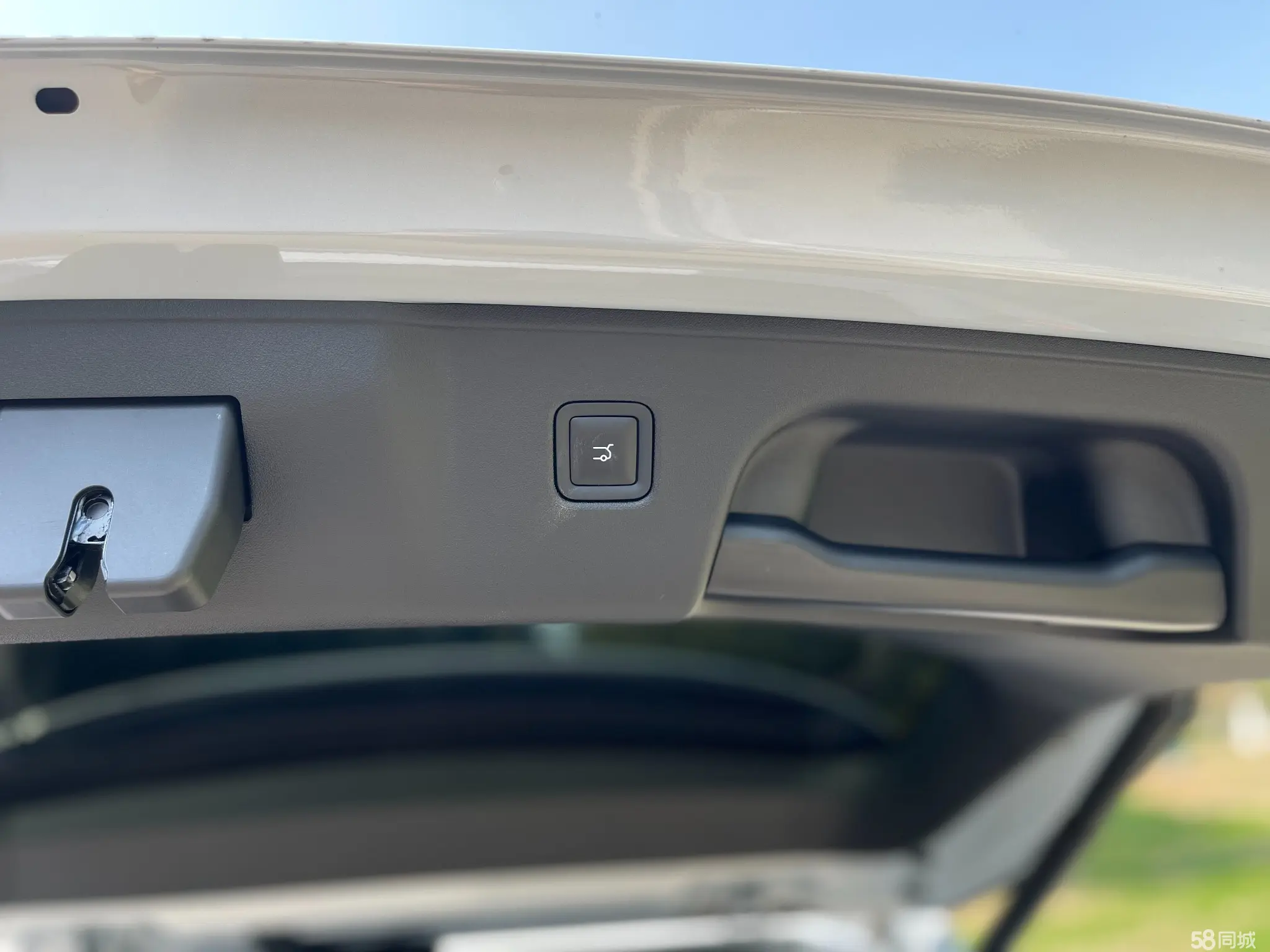 零跑汽车 零跑C16 2025 汽车图片 #10