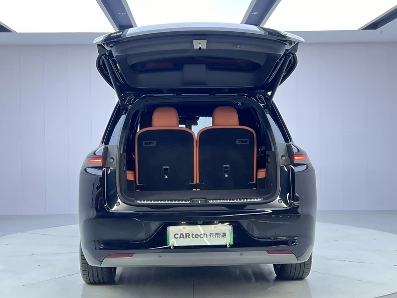 Li L8 2024 изображение автомобиля #10