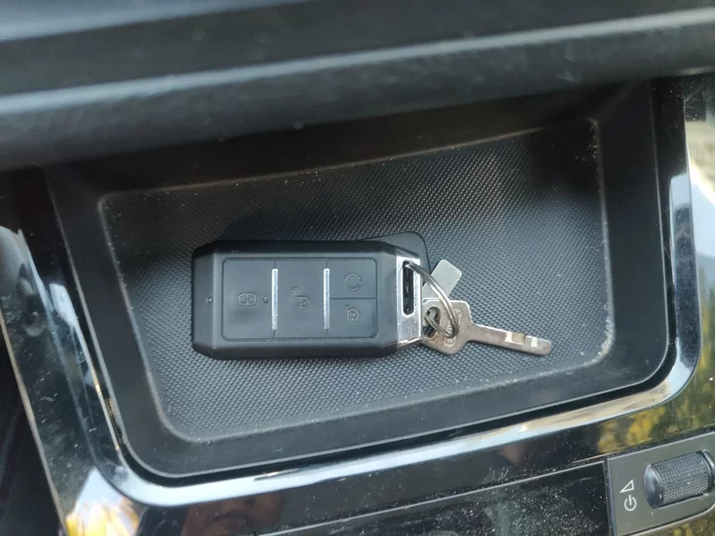 BYD Yuan New Energy 2020 #10 BYD Yuan New Energy 2020 car image #10