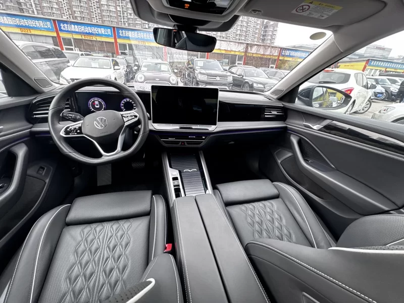 Volkswagen Magotan 2024 immagine di auto #10