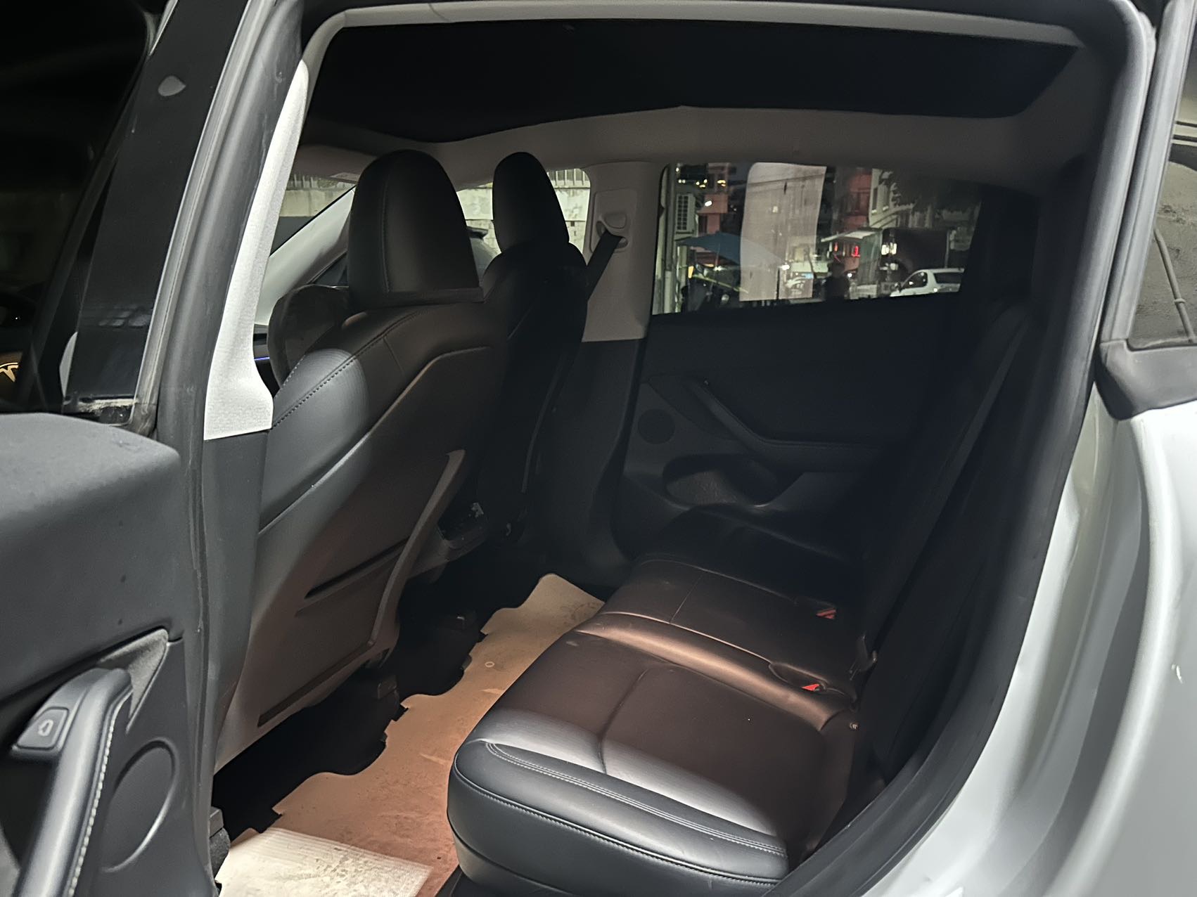 Tesla Model Y 2024 #5 Tesla Model Y 2024 car image #5