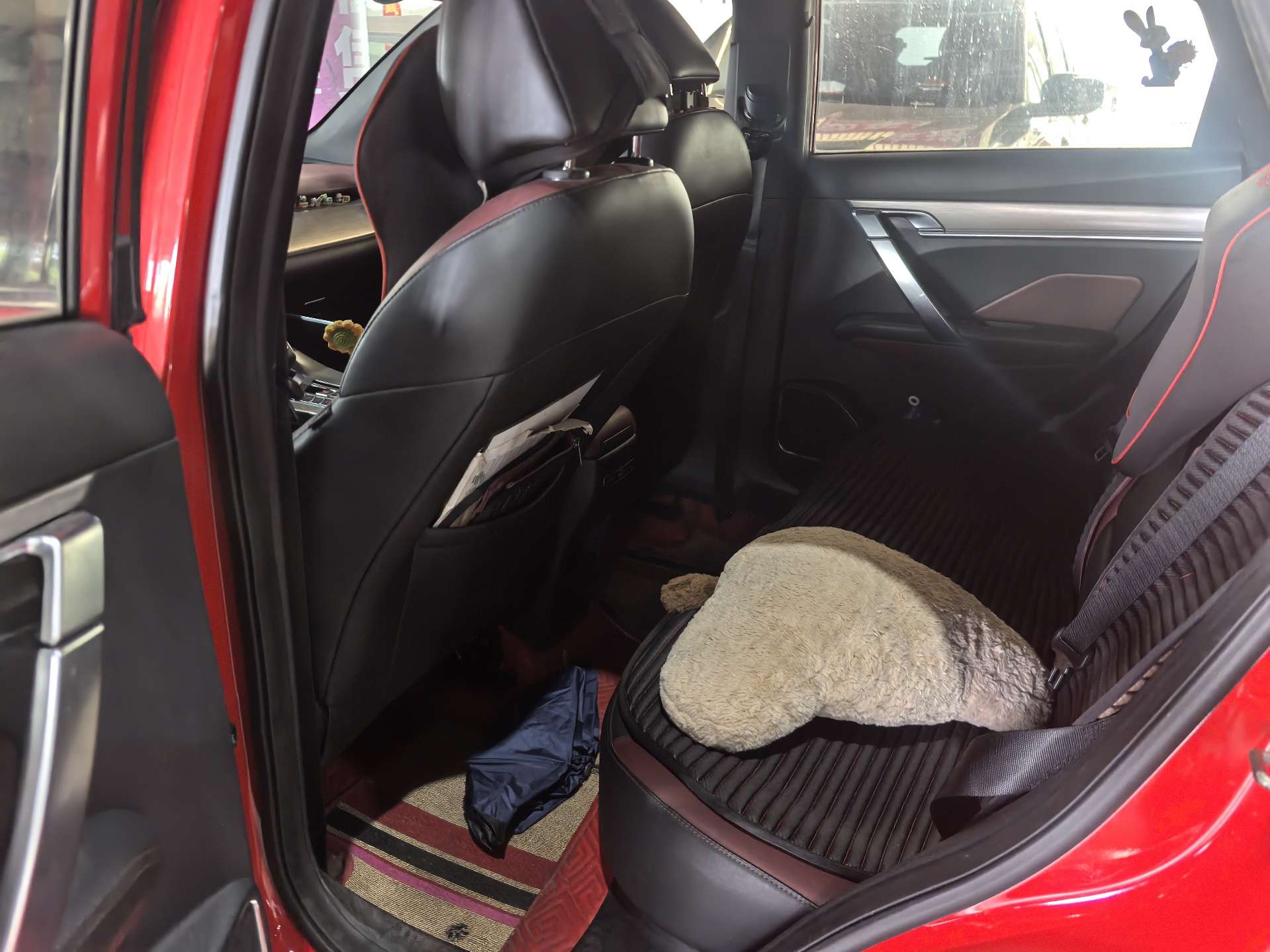 GEELY Coolray 2019 car image #4