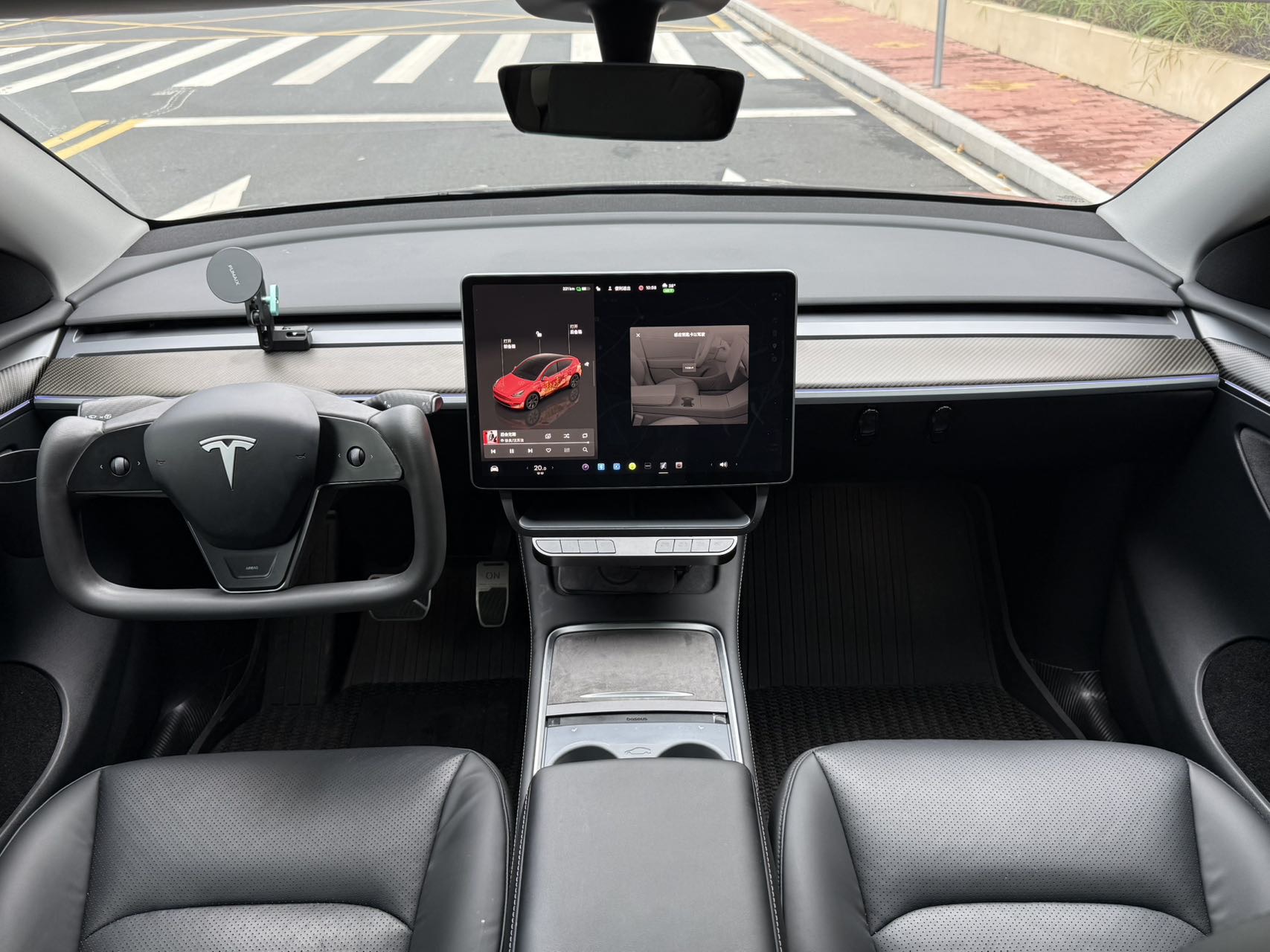 Tesla Model Y 2024 #8 Tesla Model Y 2024 car image #8