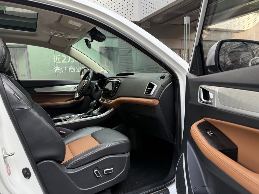 GEELY Vision X6 2018 car image #19