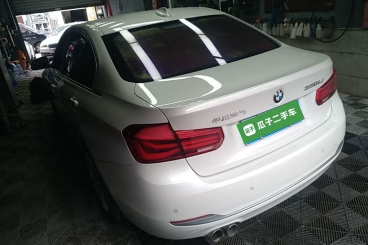 BMW 3 Series 2018 #7 BMW 3 Series 2018 immagine di auto #7