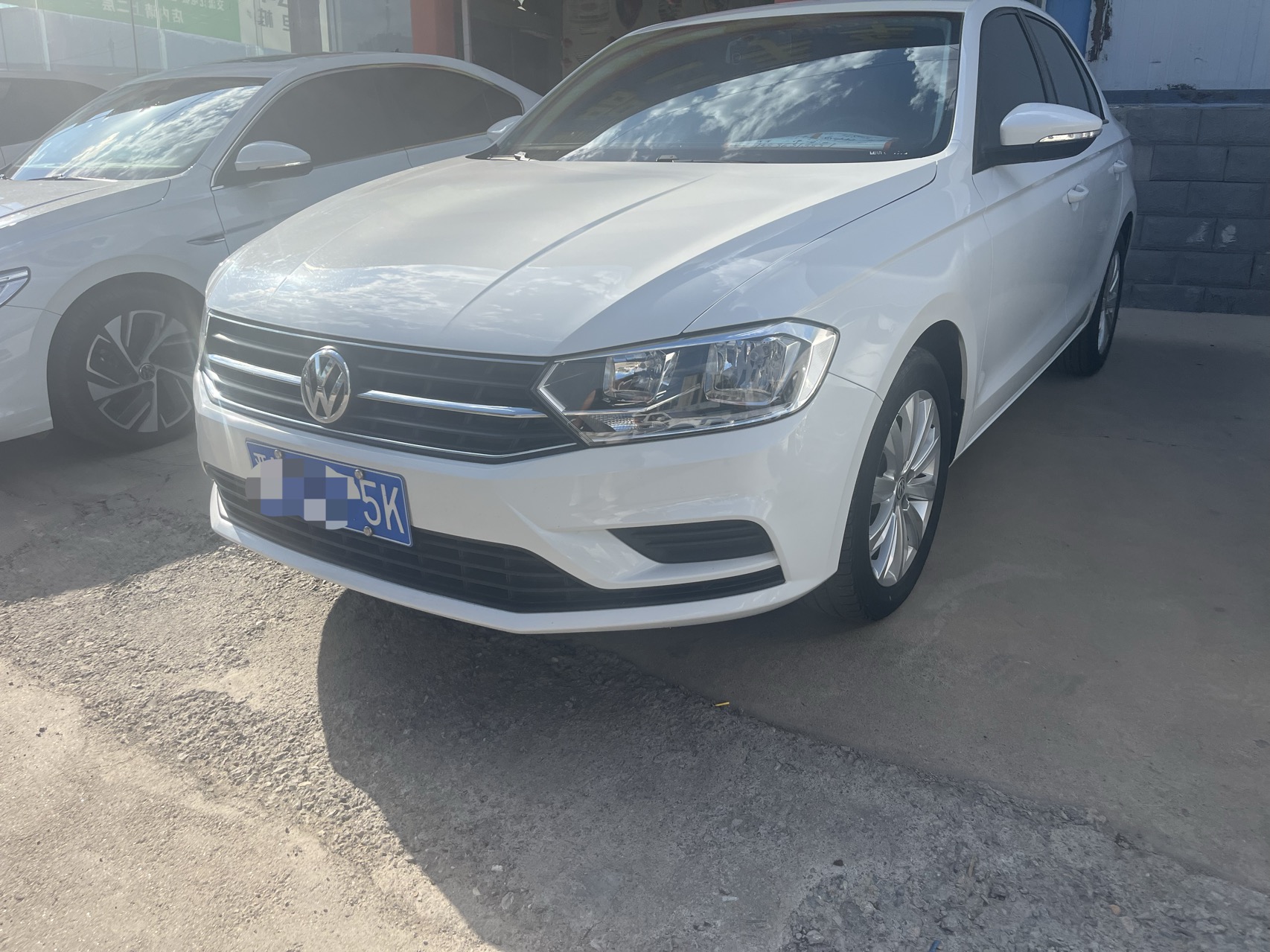 Volkswagen Bora 2020 car image 