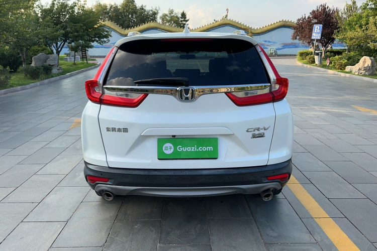 Honda CR-V 2018 #8 Honda CR-V 2018 car image #8