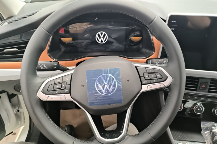 Volkswagen Bora 2026 #11 Volkswagen Bora 2026 car image #11