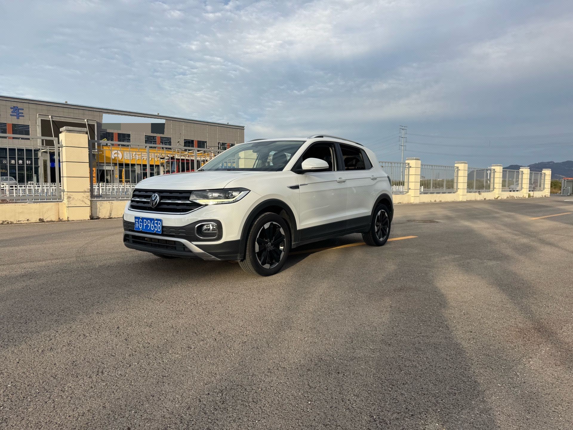 Volkswagen Tacqua 2021 Volkswagen Tacqua 2021 car image
