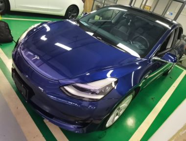 Tesla Model 3 2020 car image 