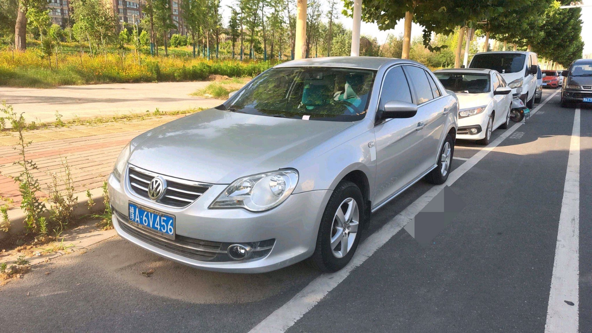 Volkswagen Bora 2009 car image 