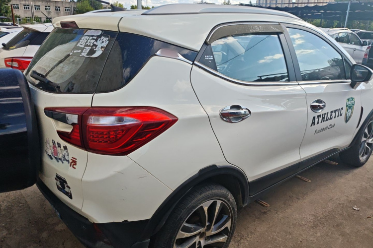 BYD Yuan 2017 #6 BYD Yuan 2017 car image #6