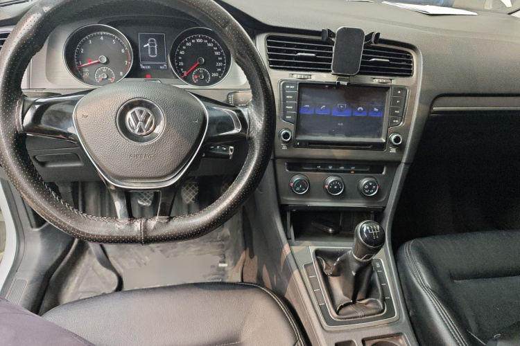 Volkswagen Golf 2015 صورة سيارة #10