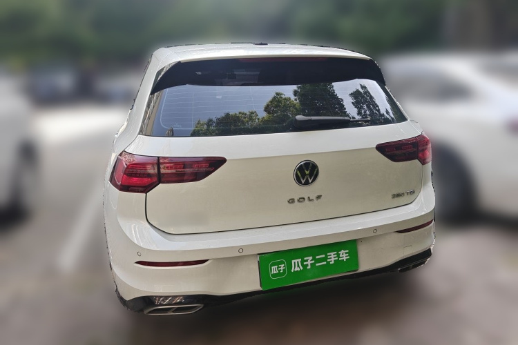 Volkswagen Golf 2021 car image #4