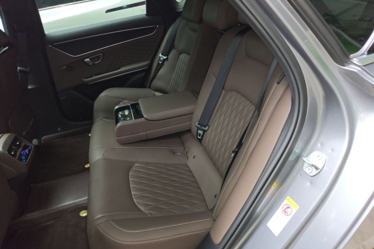 BYD Han 2022 #13 BYD Han 2022 car image #13