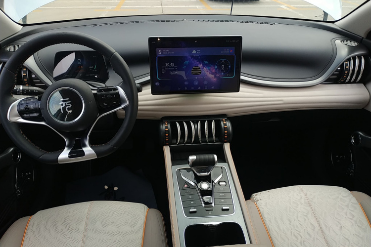 BYD Yuan Plus 2023 изображение автомобиля #10