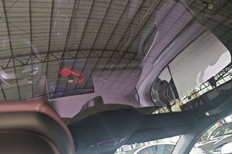 MI SU7 2025 car image #18