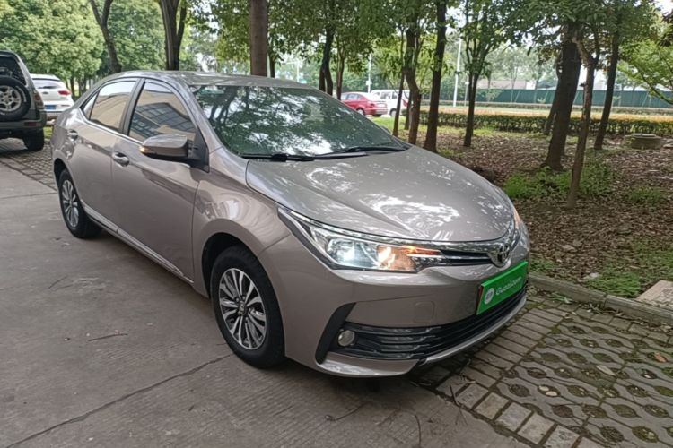 Toyota Corolla 2019 #4 Toyota Corolla 2019 car image #4