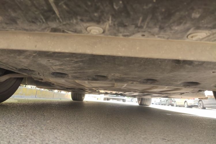 BMW 3 Series 2019 car image #30