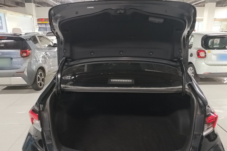Toyota Corolla 2019 #19 Toyota Corolla 2019 car image #19