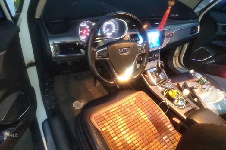 GEELY Emgrand GS 2016 car image #11