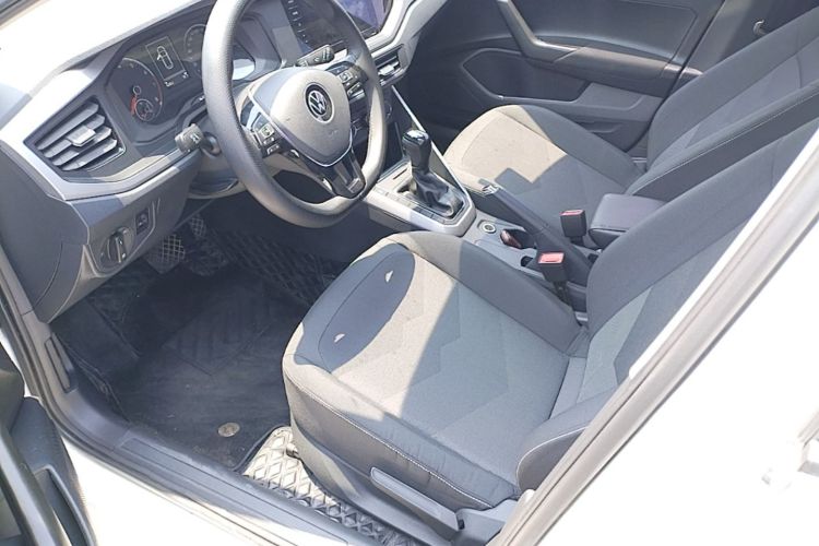 Volkswagen Polo 2021 car image #15