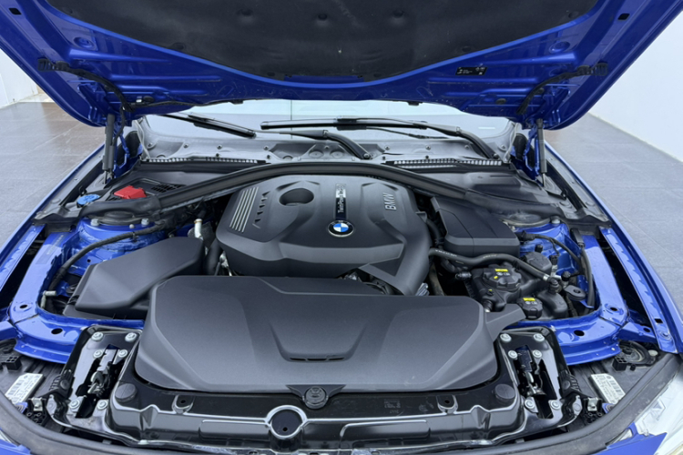 BMW 3 Series 2019 #25 BMW 3 Series 2019 car image #25