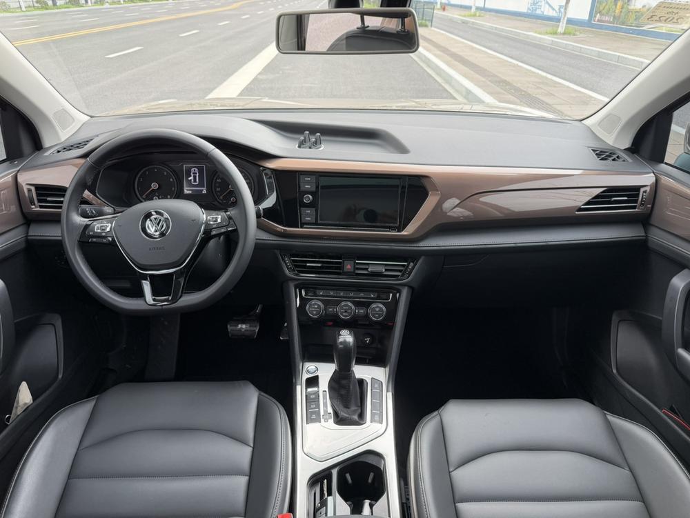 Volkswagen Tharu 2018 #8 Volkswagen Tharu 2018 car image #8