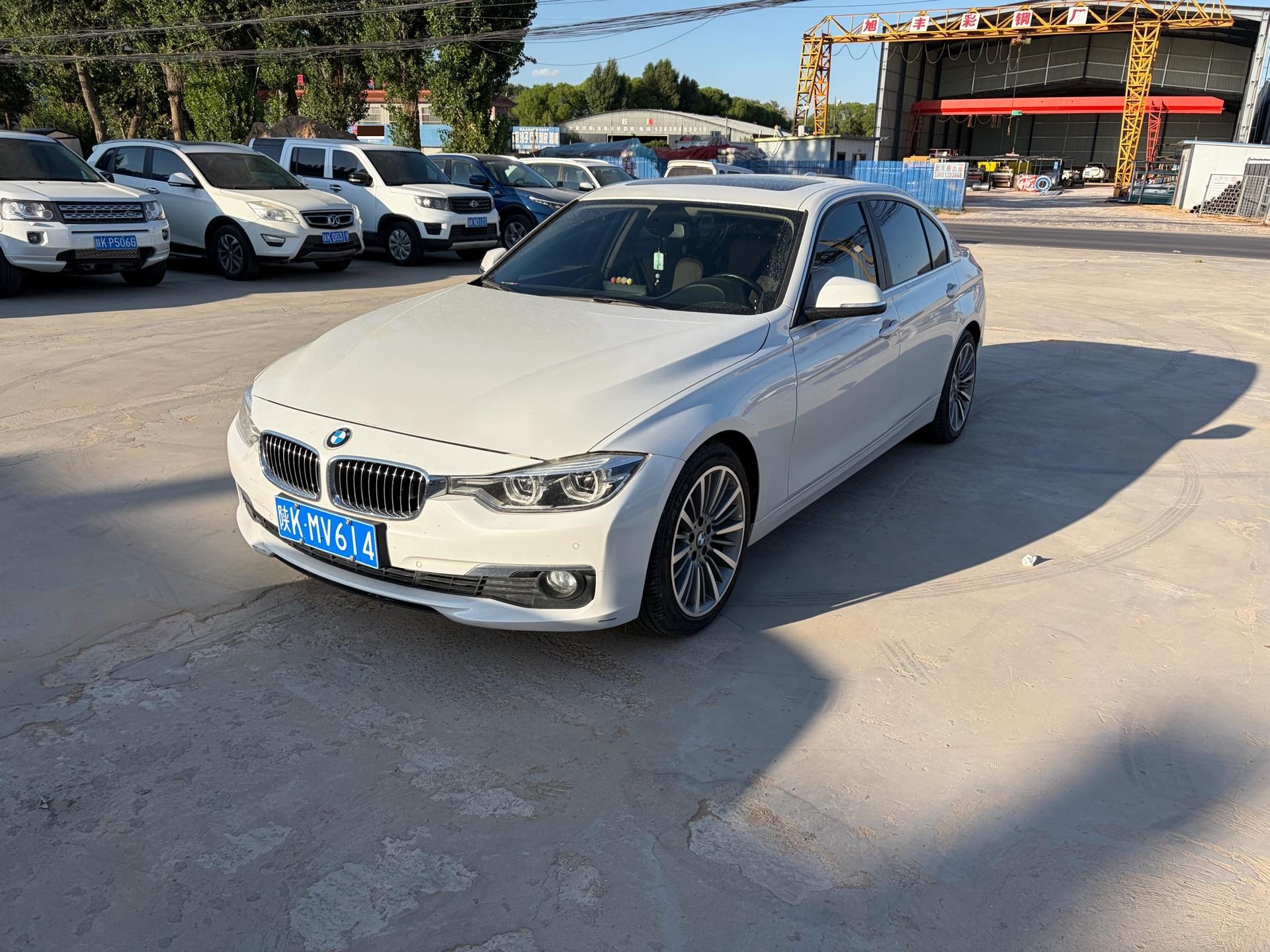BMW 3 Series 2019 BMW 3 Series 2019 car image