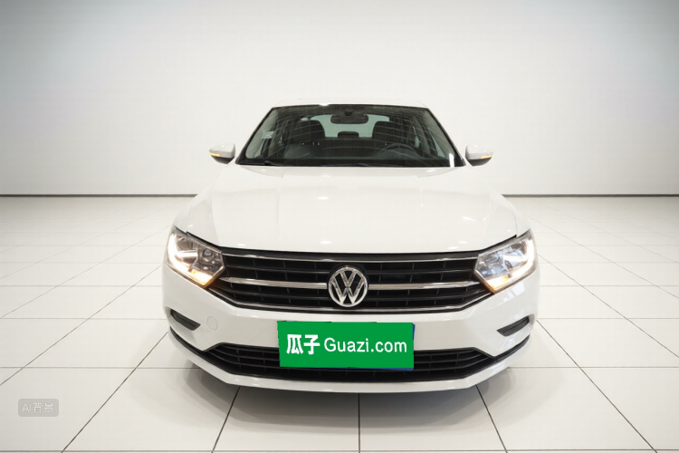 Volkswagen Bora 2016 image de voiture #3