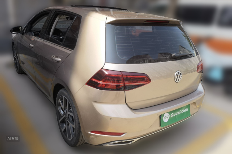 Volkswagen Golf 2020 car image #5