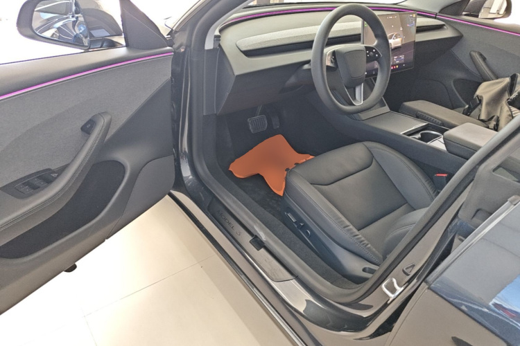 Tesla Model 3 2025 #16 Tesla Model 3 2025 car image #16