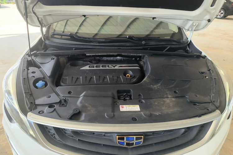 GEELY Emgrand GS 2018 car image #20