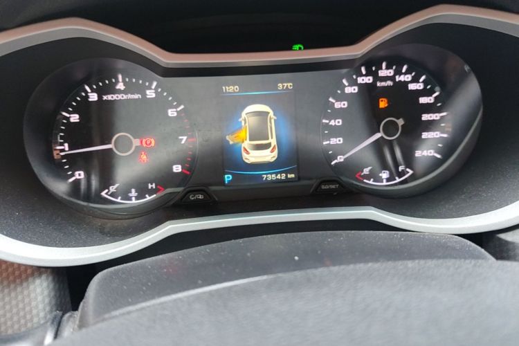 GEELY Emgrand GS 2017 car image #12