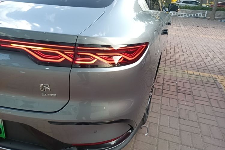 BYD Han 2022 imagem de carro #8
