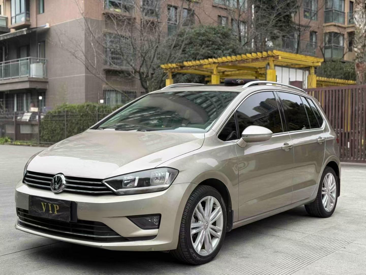 2016 2016 immagine di auto