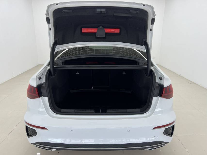 Audi A3 2023 immagine di auto #8