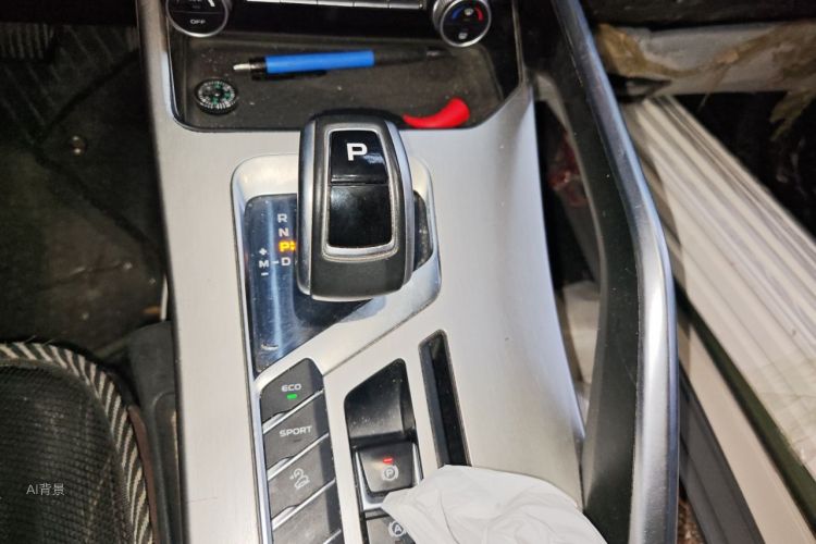 GEELY Coolray 2021 car image #16