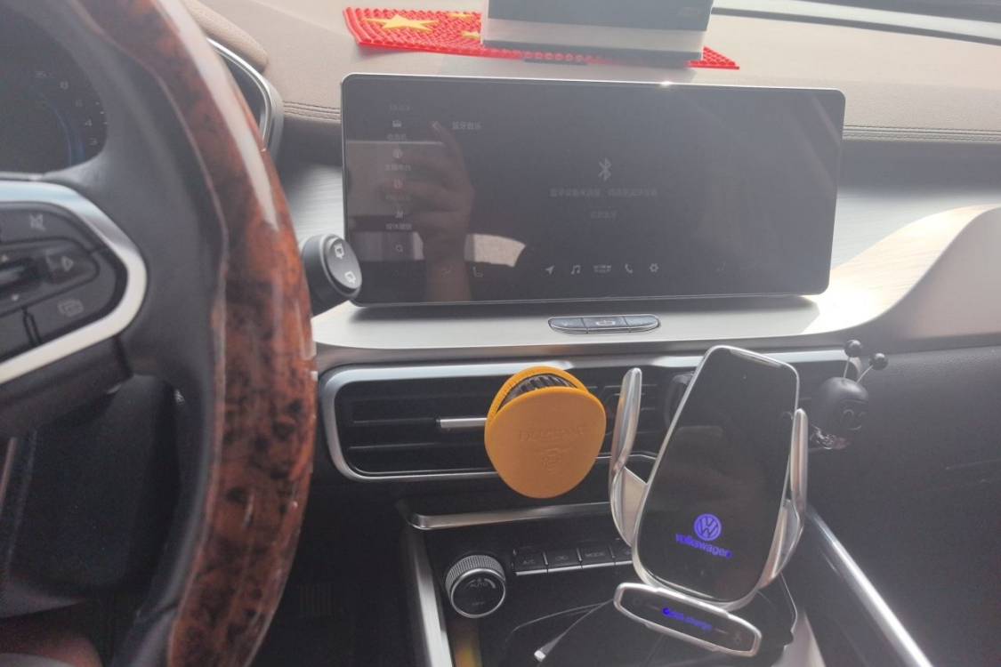 GEELY Coolray 2019 #26 GEELY Coolray 2019 car image #26