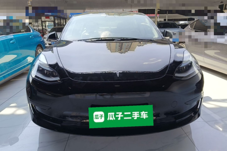 Tesla Model 3 2021 car image #3