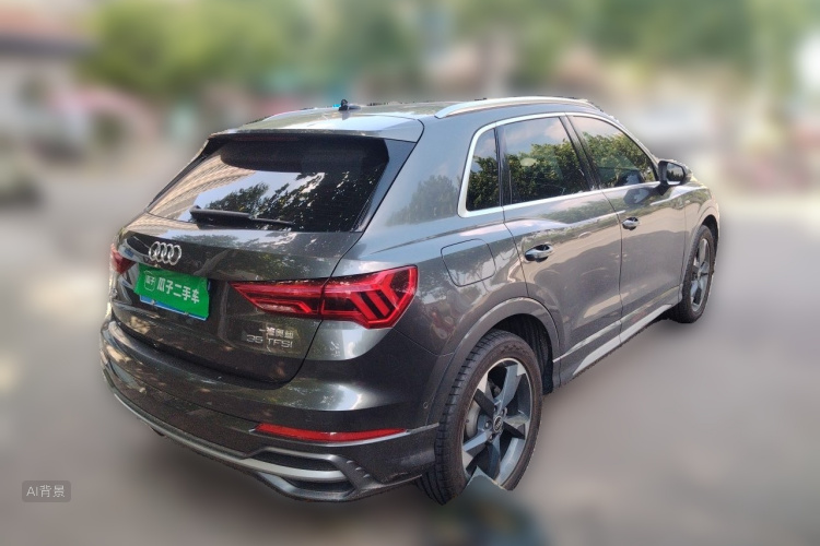 Audi Q3 2021 car image #7