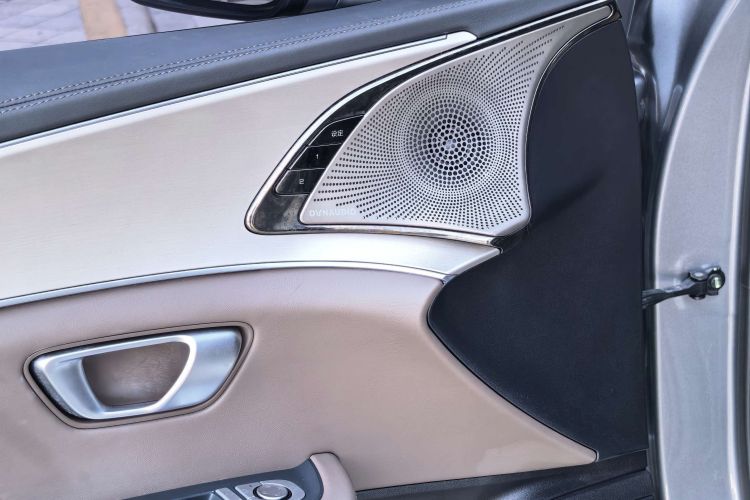 BYD Han 2022 immagine di auto #12