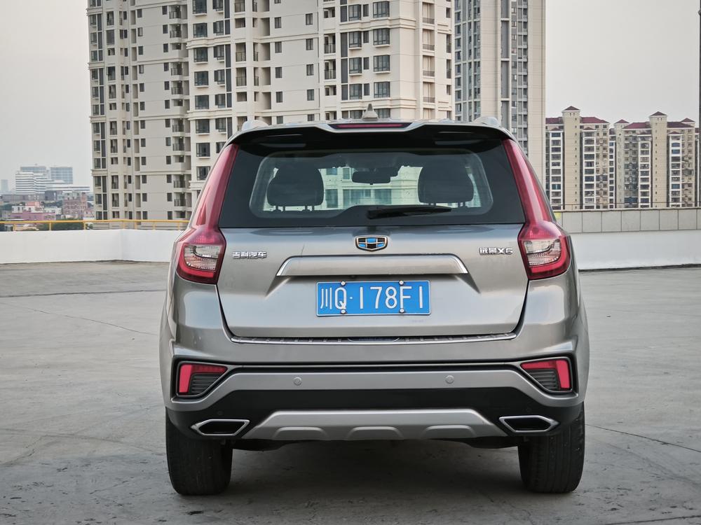 GEELY Vision X6 2018 immagine di auto #5