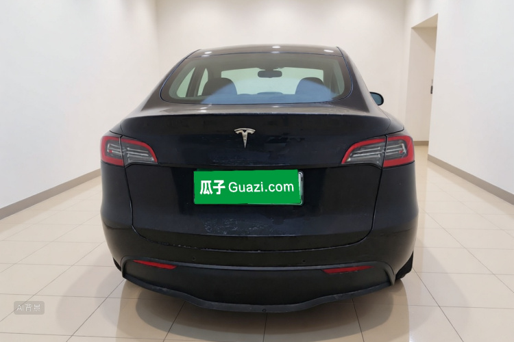 Tesla Model Y 2024 #6 Tesla Model Y 2024 car image #6
