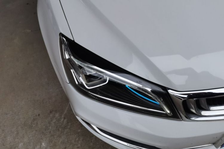 GEELY Emgrand 2019 car image #8