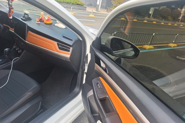Volkswagen Bora 2023 imagem de carro #21