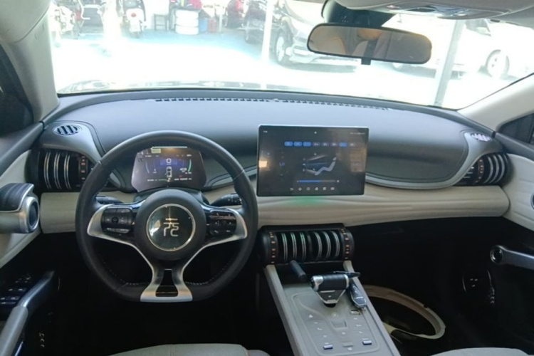 BYD Yuan Plus 2023 immagine di auto #10
