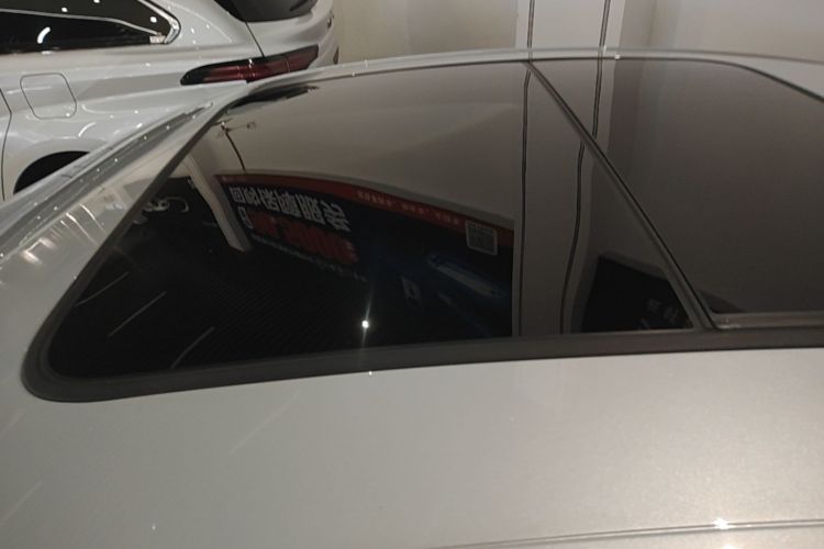 BYD Han 2024 car image #25