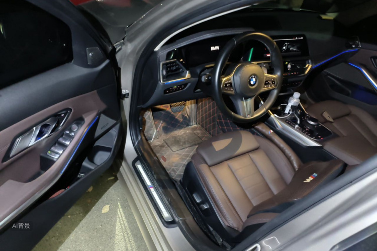 BMW 3 Series 2020 car image #18